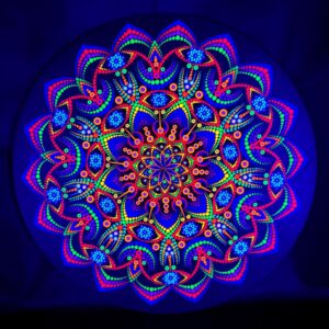 Mystische Frühlingsblume UV Dot Painting